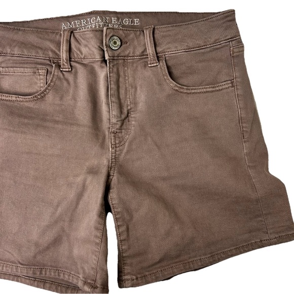 American Eagle Outfitters Women's Midi Shorts | Mauve Purple | Size 10 - Picture 2 of 5